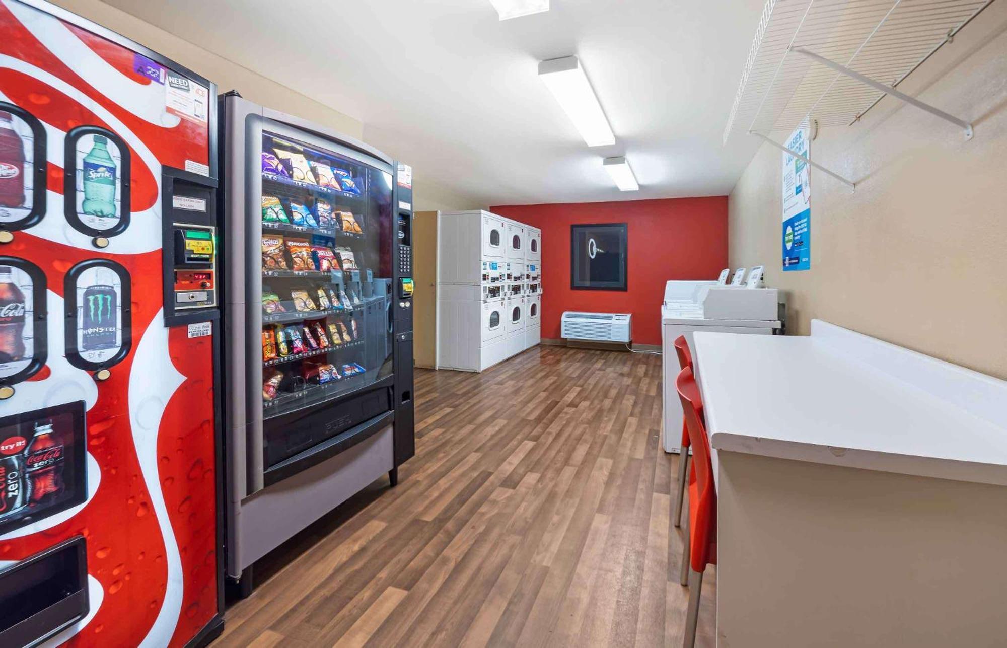 Extended Stay America Suites - Oklahoma City - Airport Exterior photo