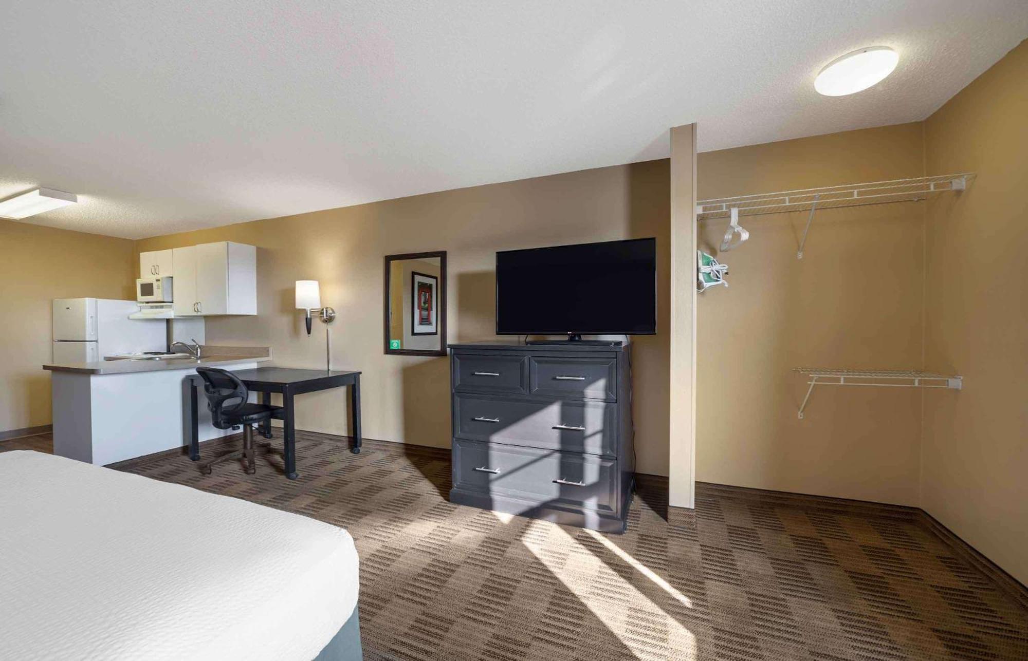 Extended Stay America Suites - Oklahoma City - Airport Exterior photo