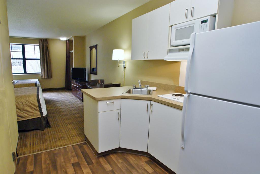 Extended Stay America Suites - Oklahoma City - Airport Exterior photo